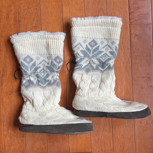 Muk Luk Slipper Boots - Picture 2 of 3